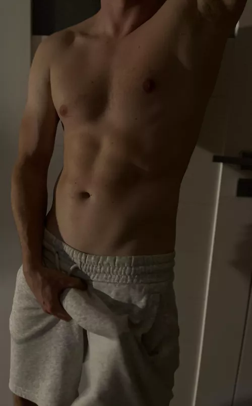 Mouthful  by Sea_Darefull