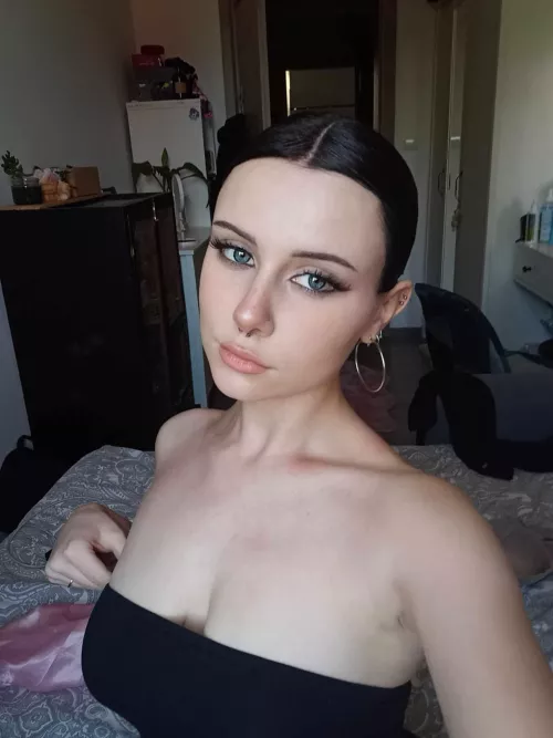 my cute girlfriend would look amazing with your cum inside her dont you think😏 by Disastrous_Hunter958