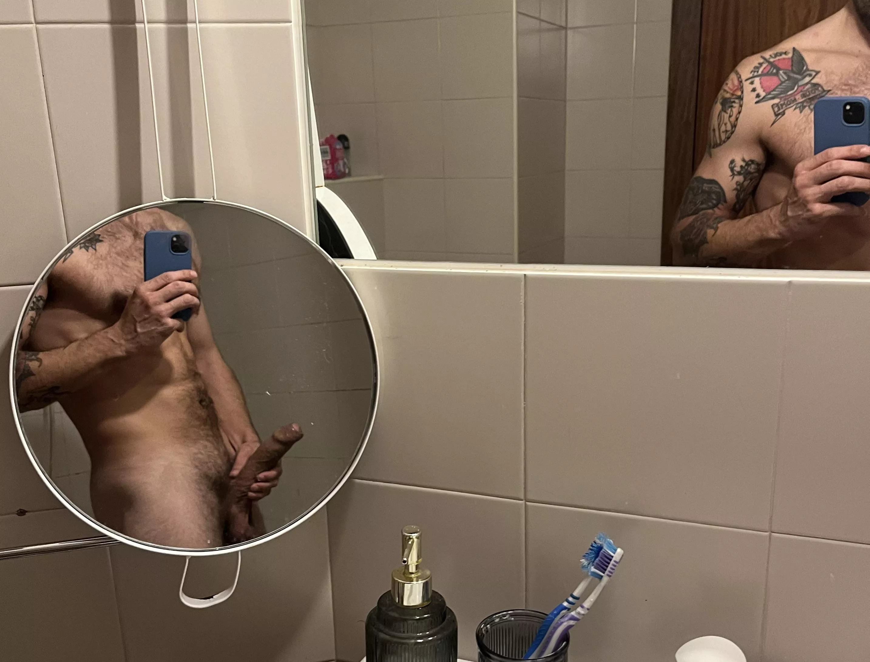 Pre-shower workout  posted by Ambitious-Length9423