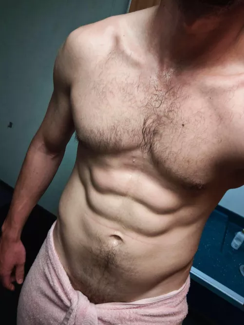 You know you want me to take the towel off by Sailor-daddyyy