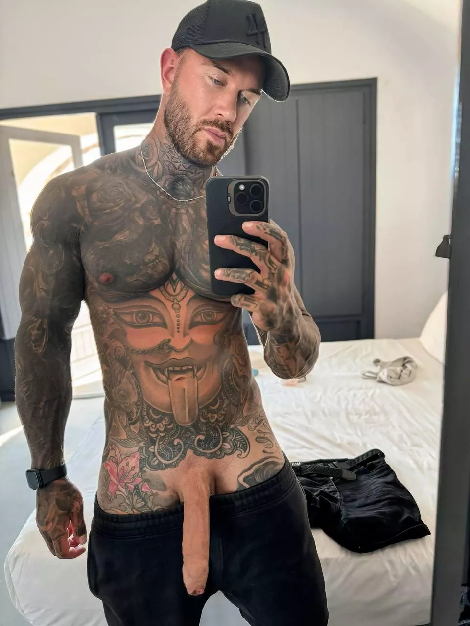 [40] daddy running errands today  posted by Soft-Dependent639