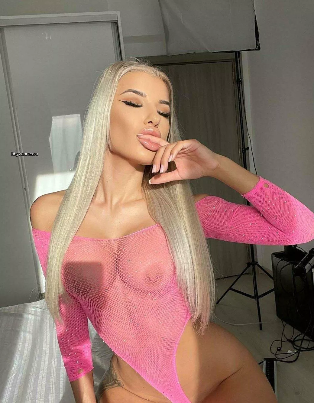 A friend said this was too revealing for public. posted by Bbyvannessa