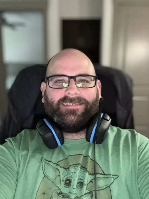 Anyone down for Apex or Fortnite? by StardustandBloodlust