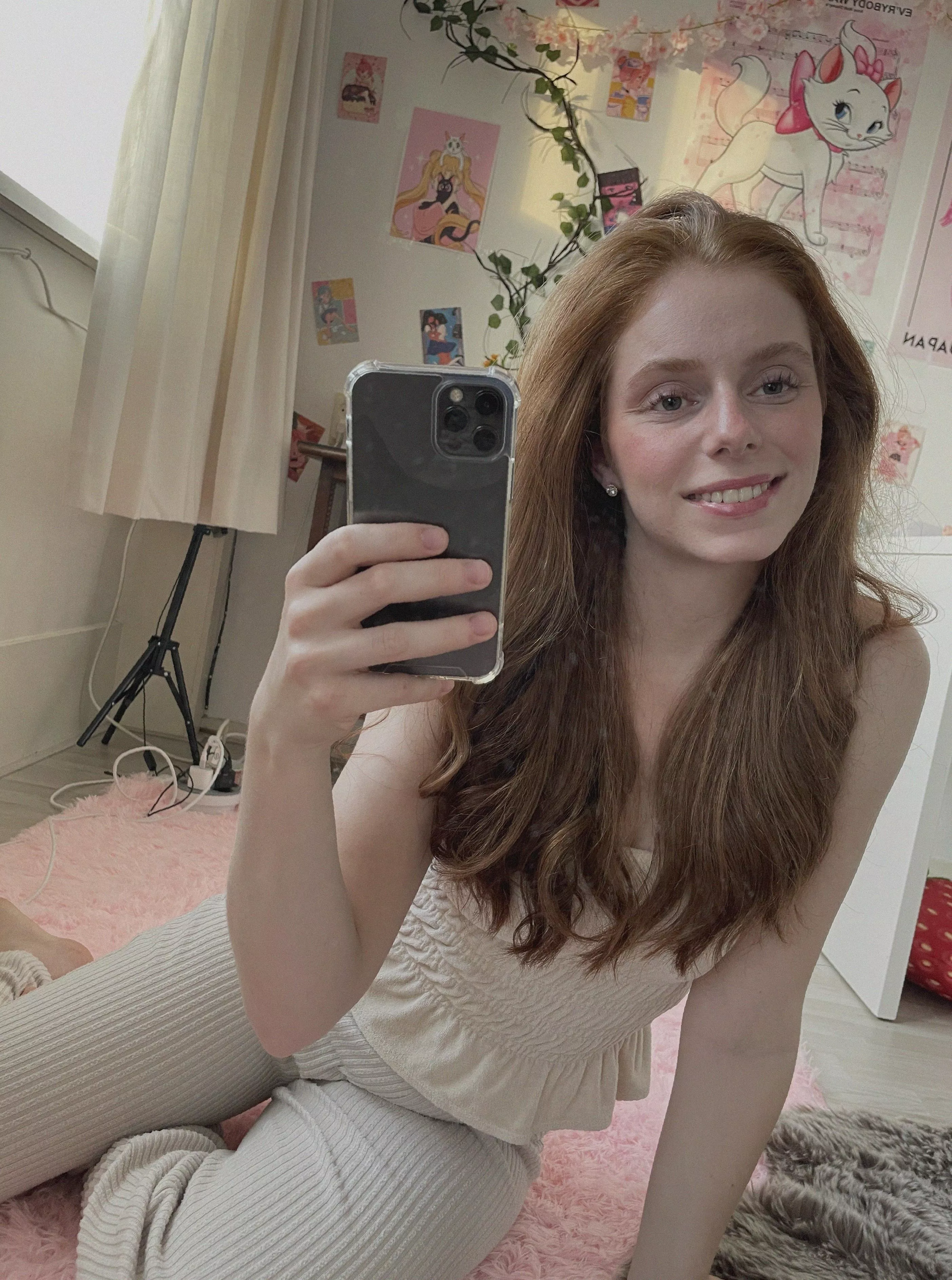 Classy indoor clothes posted by Beautiful_Dish_5881