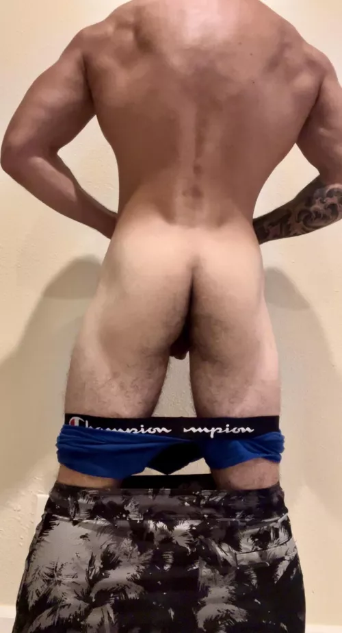 CUM comb my hairy asscheeks 😈😈 by TheeGuyDerek