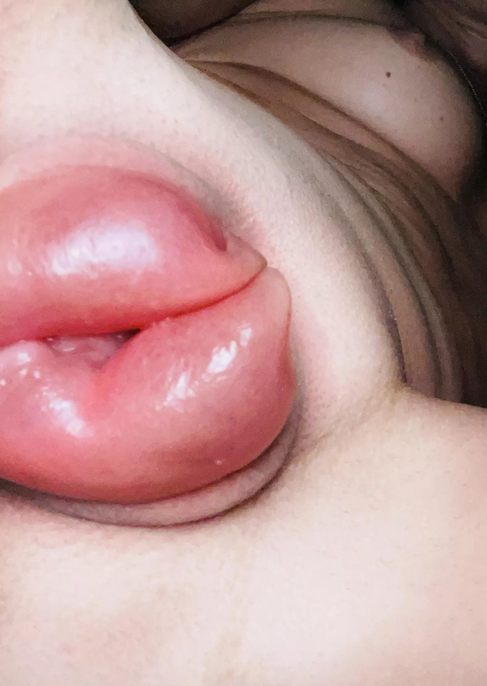 [f] Think u could fit your mouth around her💋 posted by clevergirl6985