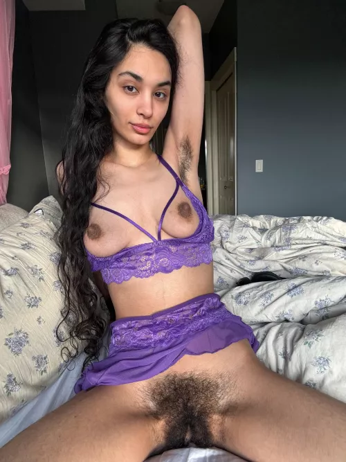 Fuck my hairy pussy while you sniff my armpits by Saharbbyy