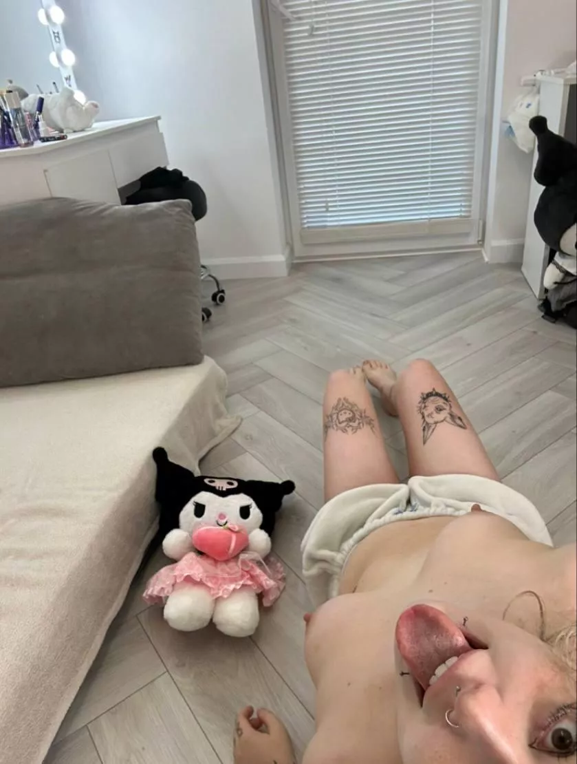 Horny metal fan posted by vick1wilder