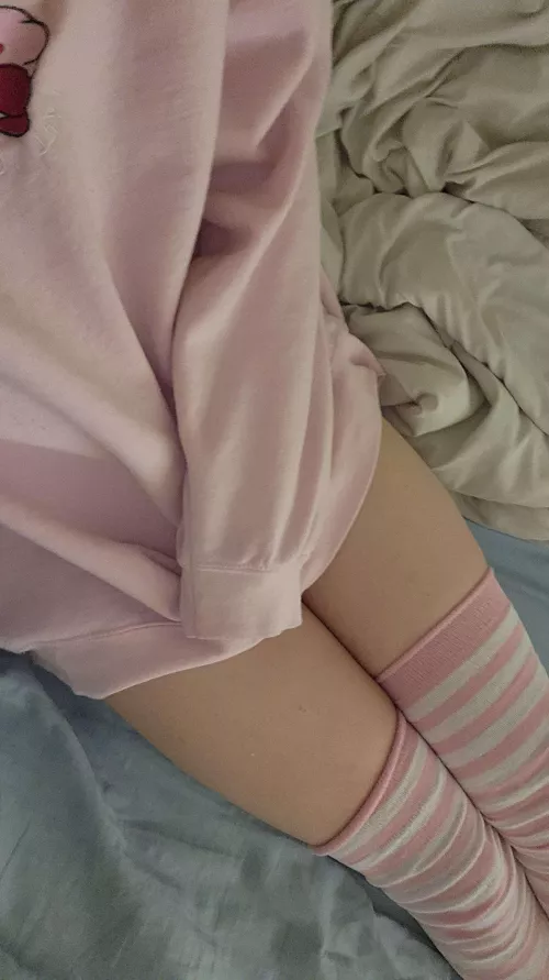 How are you silly phone people doing? by Mistake-_-Femboy