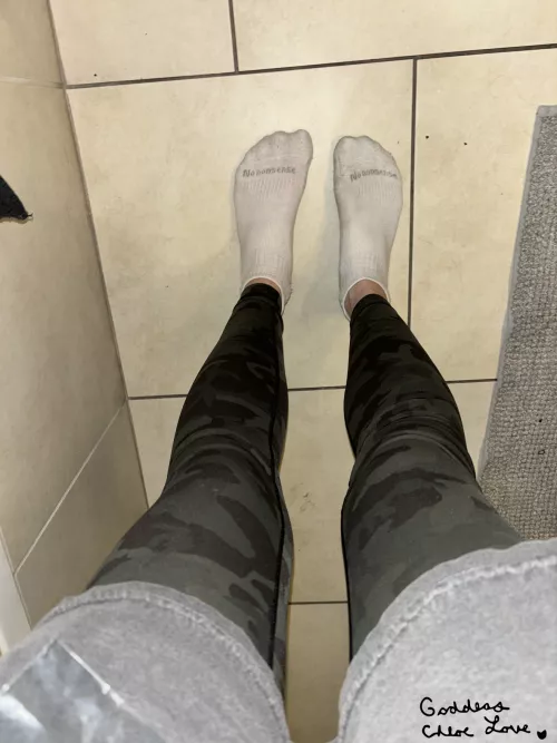 I bet you'd do anything to smell them... by Goddess_ChloeLove