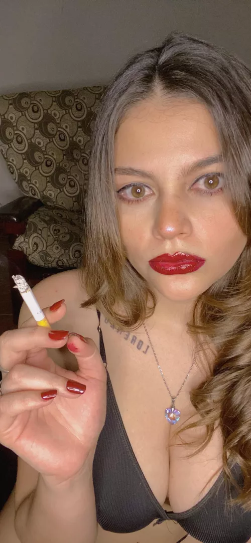 I want you to know that I love smoking and you can guess how many I smoke a day 🔥 by Sweet_Amira_932