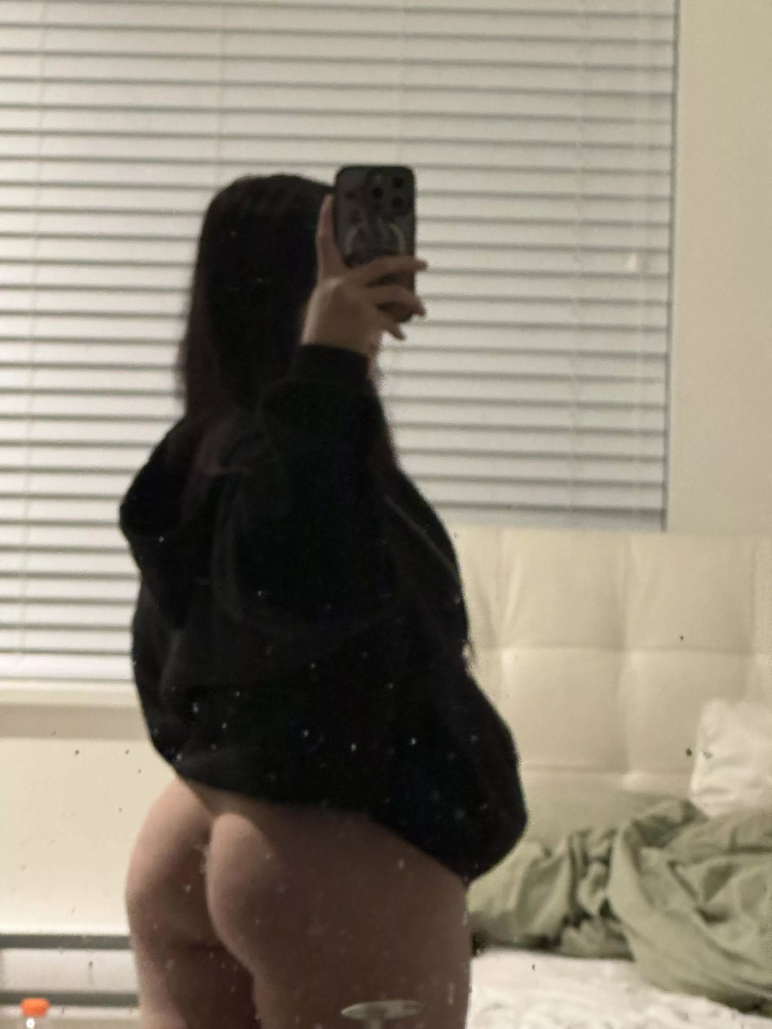 im only 5 ft.. but I work hard on my ass :) (18 Asian) posted by annalovesdumplings