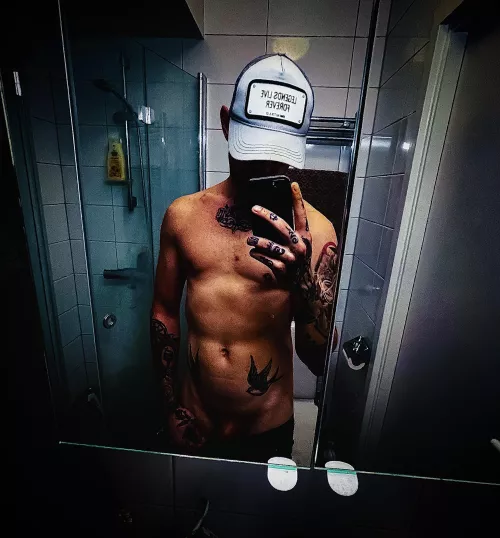 (M) want tips on nudes by Budget_Procedure_852