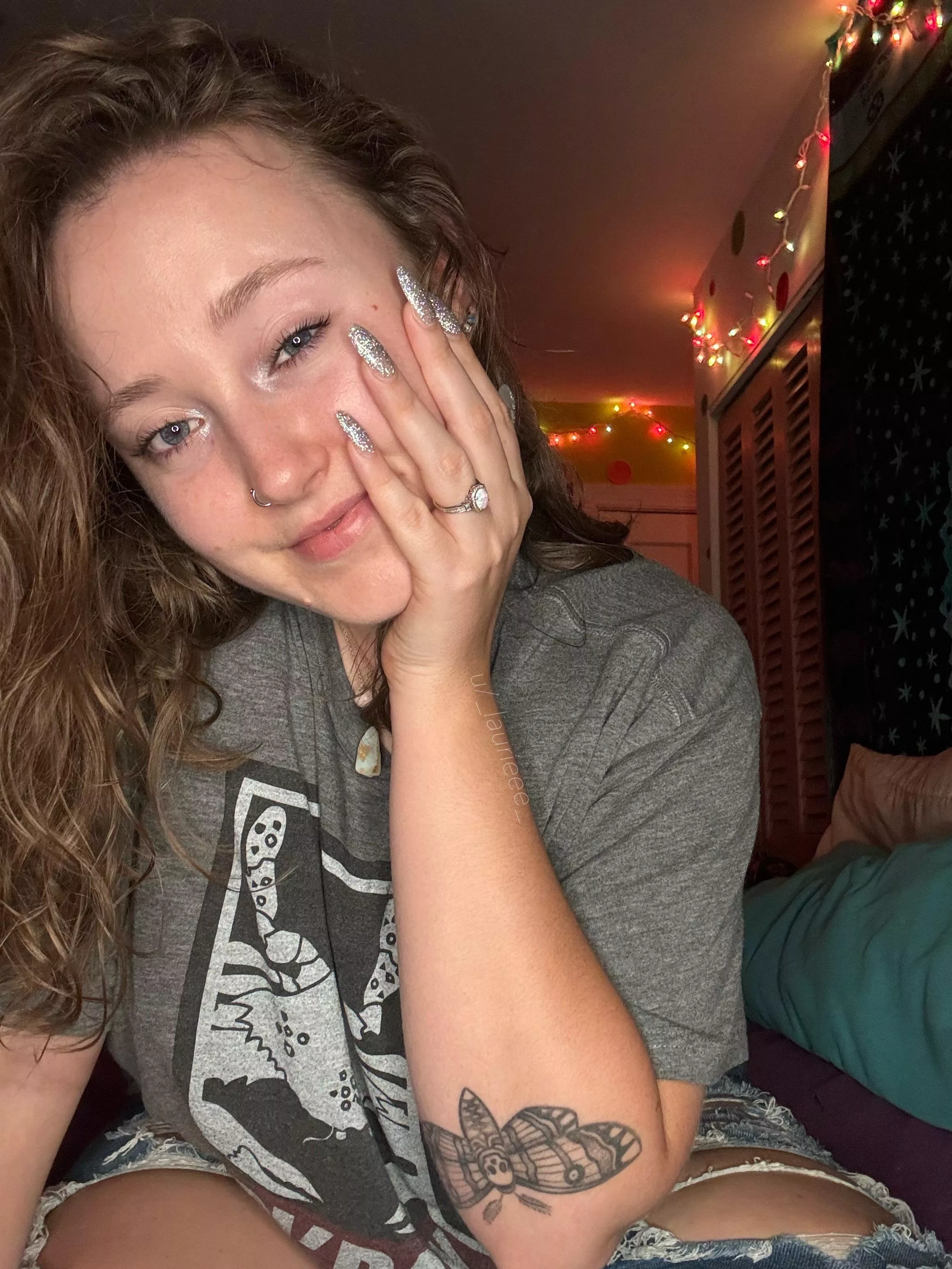 My nails compliment My eyes so well! posted by _laurieee_