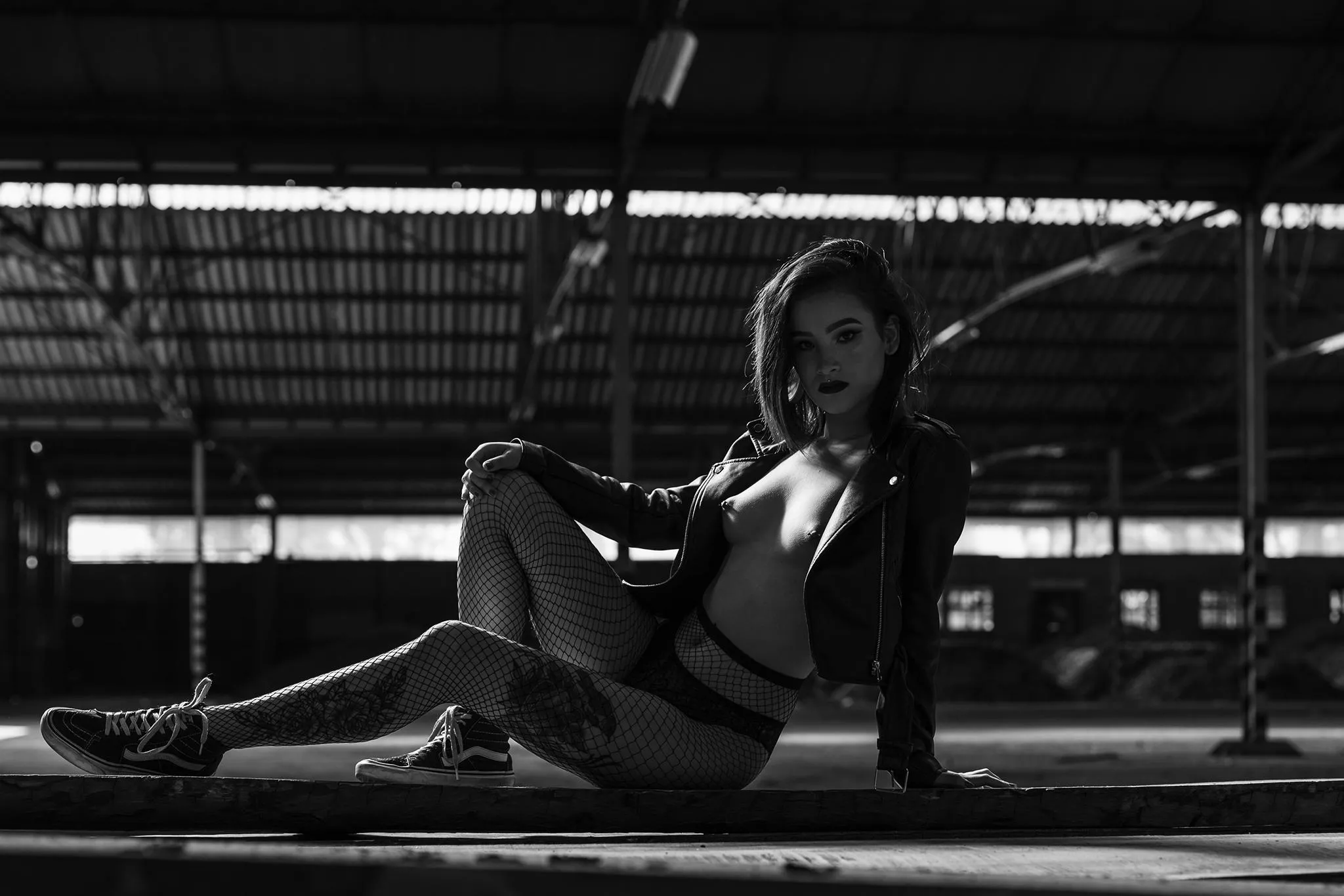 Oh no, my jacket slipped off...  posted by life-of-russ