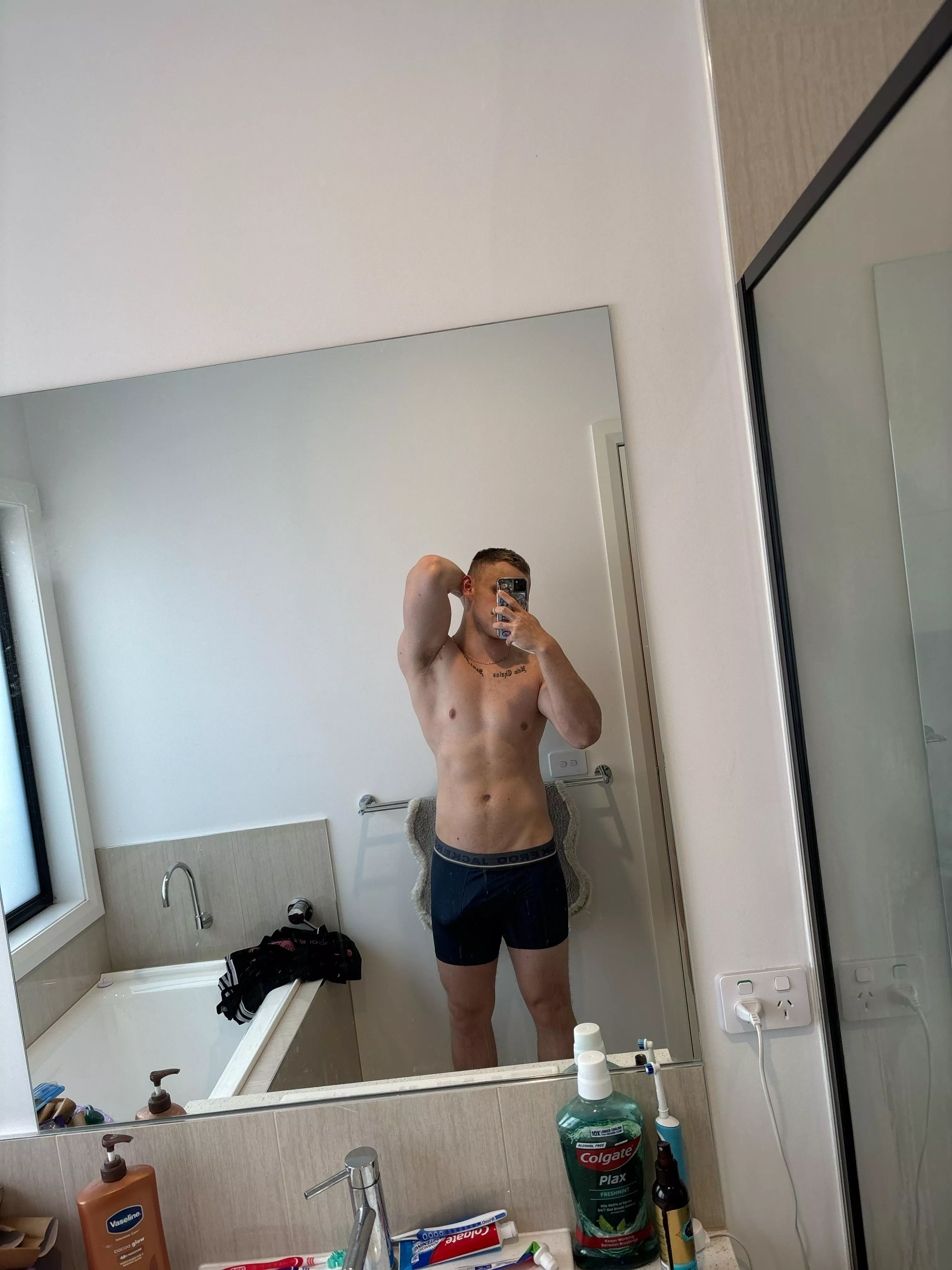 Shower time posted by Fluffy-Signal-9886