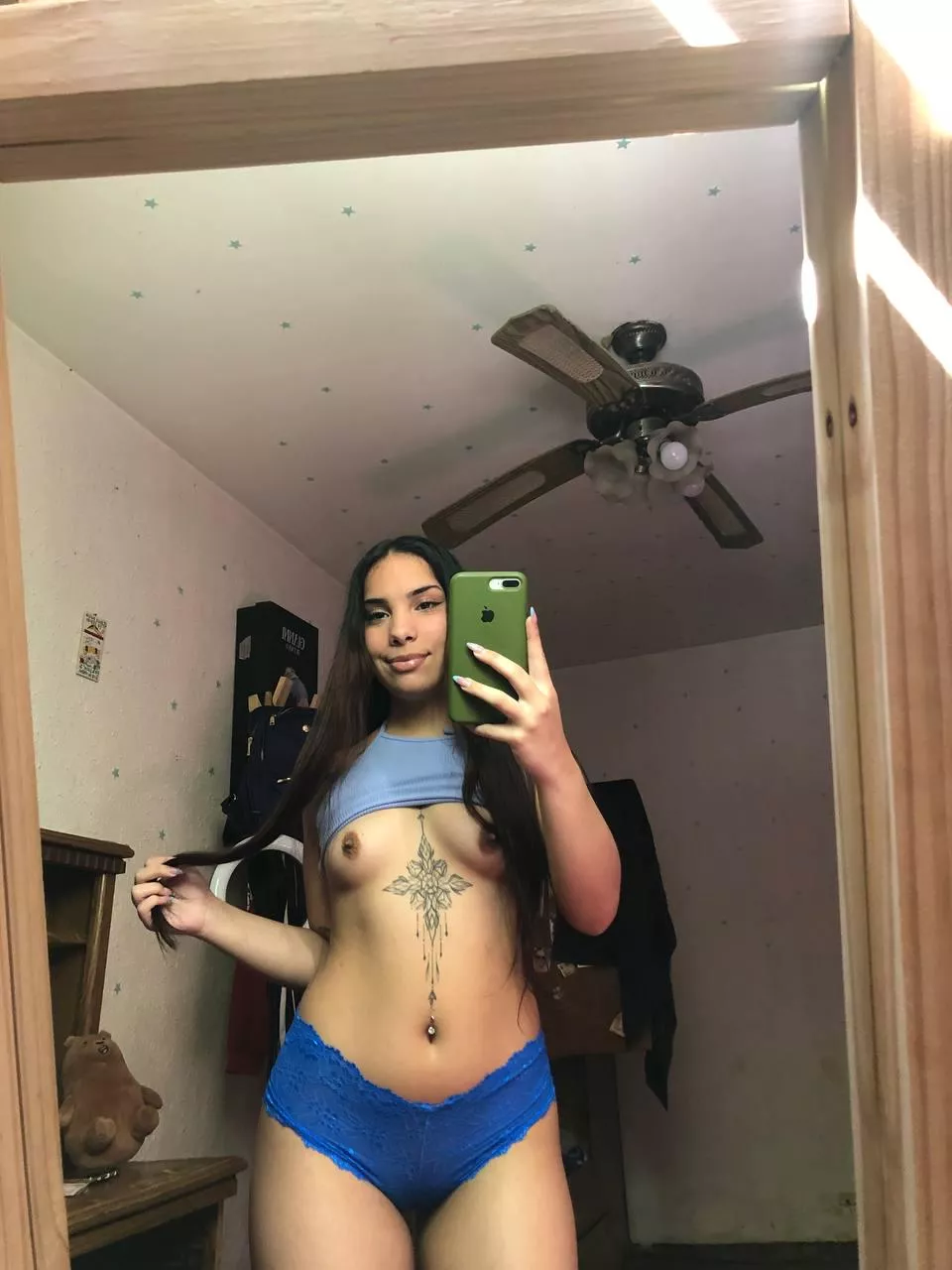 Small chocolate nips posted by spicybaexo