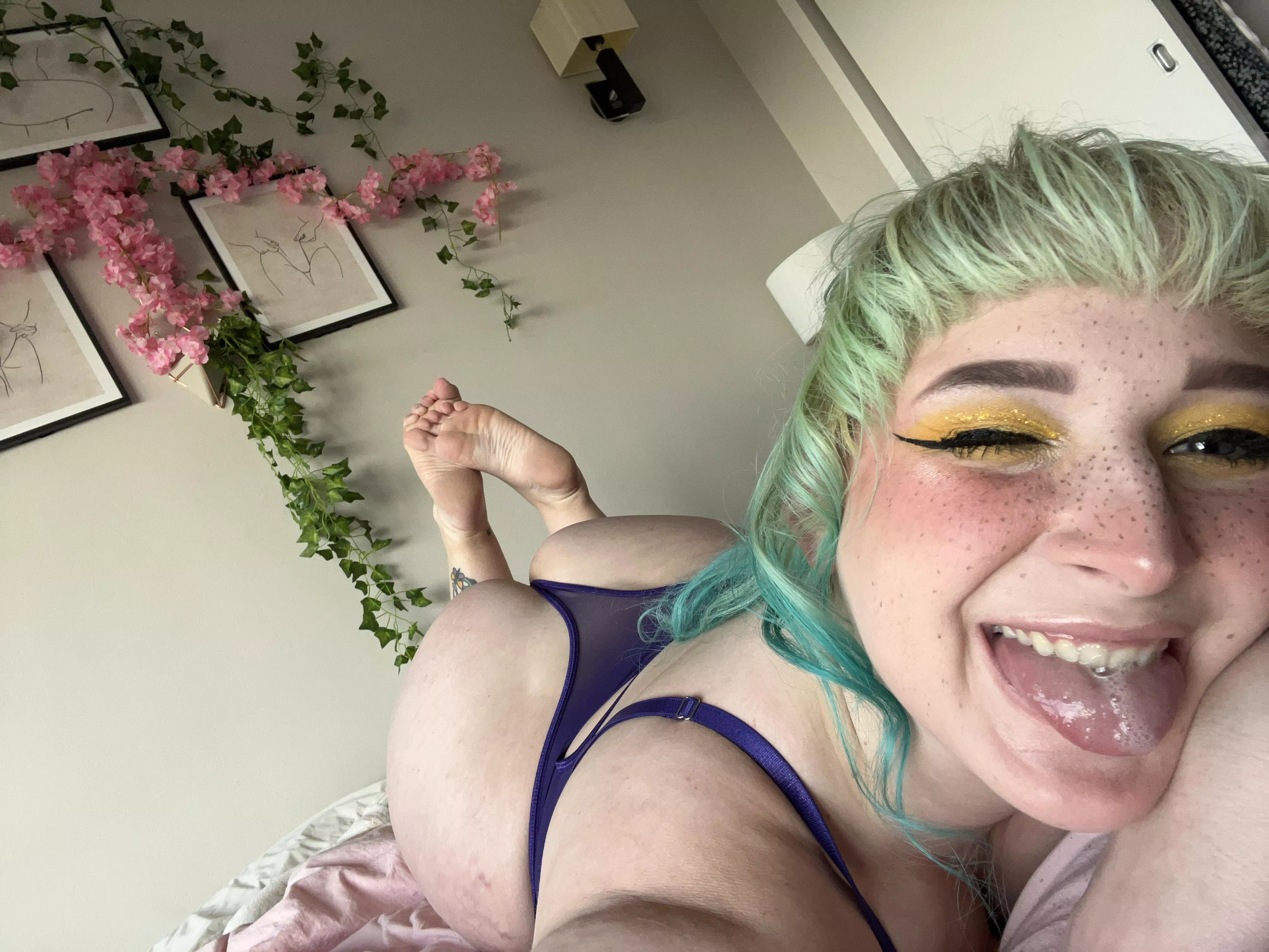 Sweet and ‘innocent’ posted by violetbabyxx00