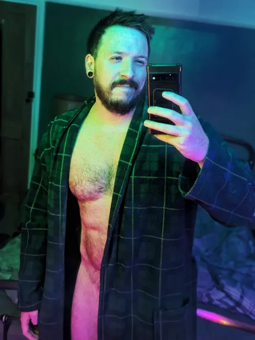 The robe is nearly falling off by TopMostImposter