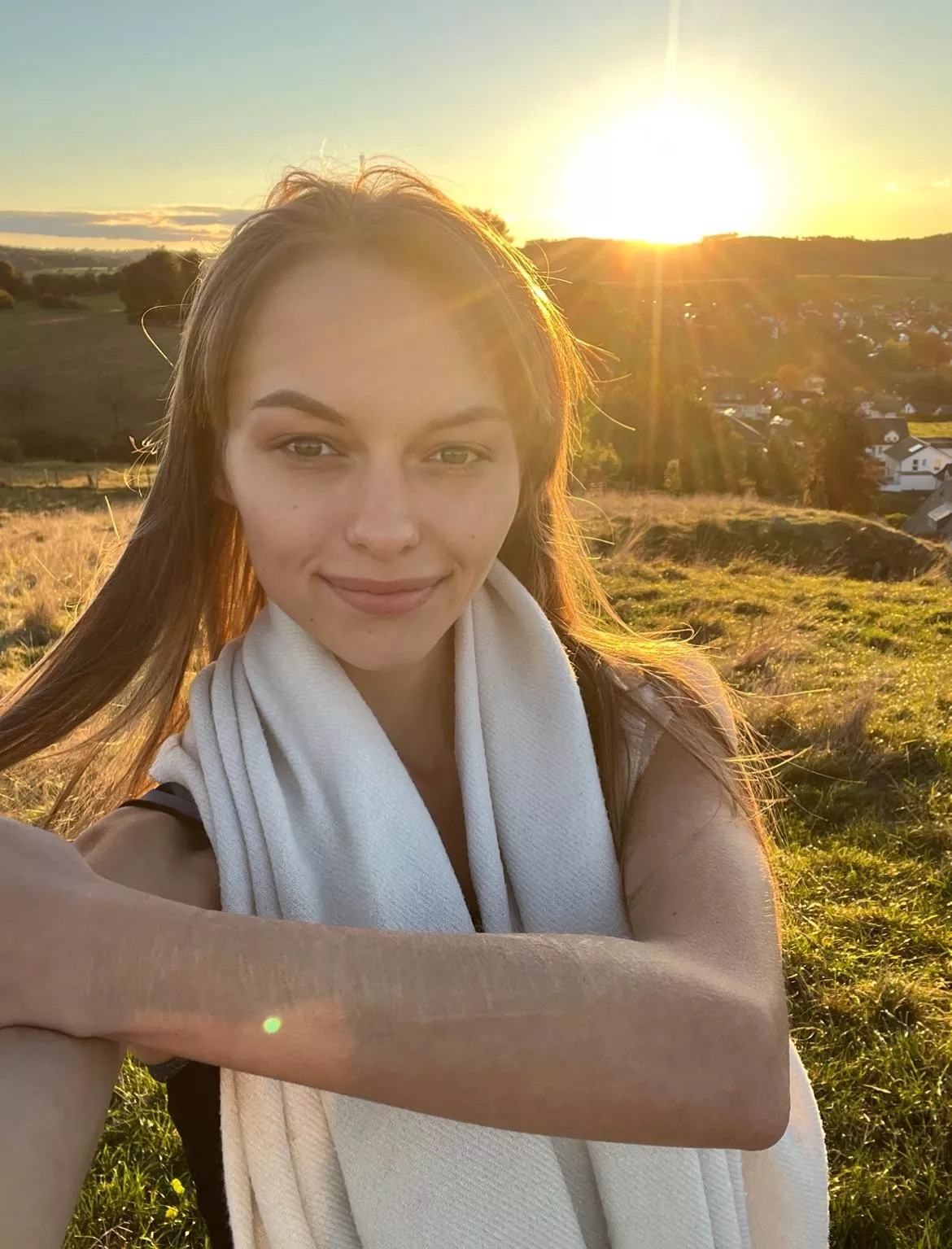 Underarm in the sunset posted by germangamergirl98