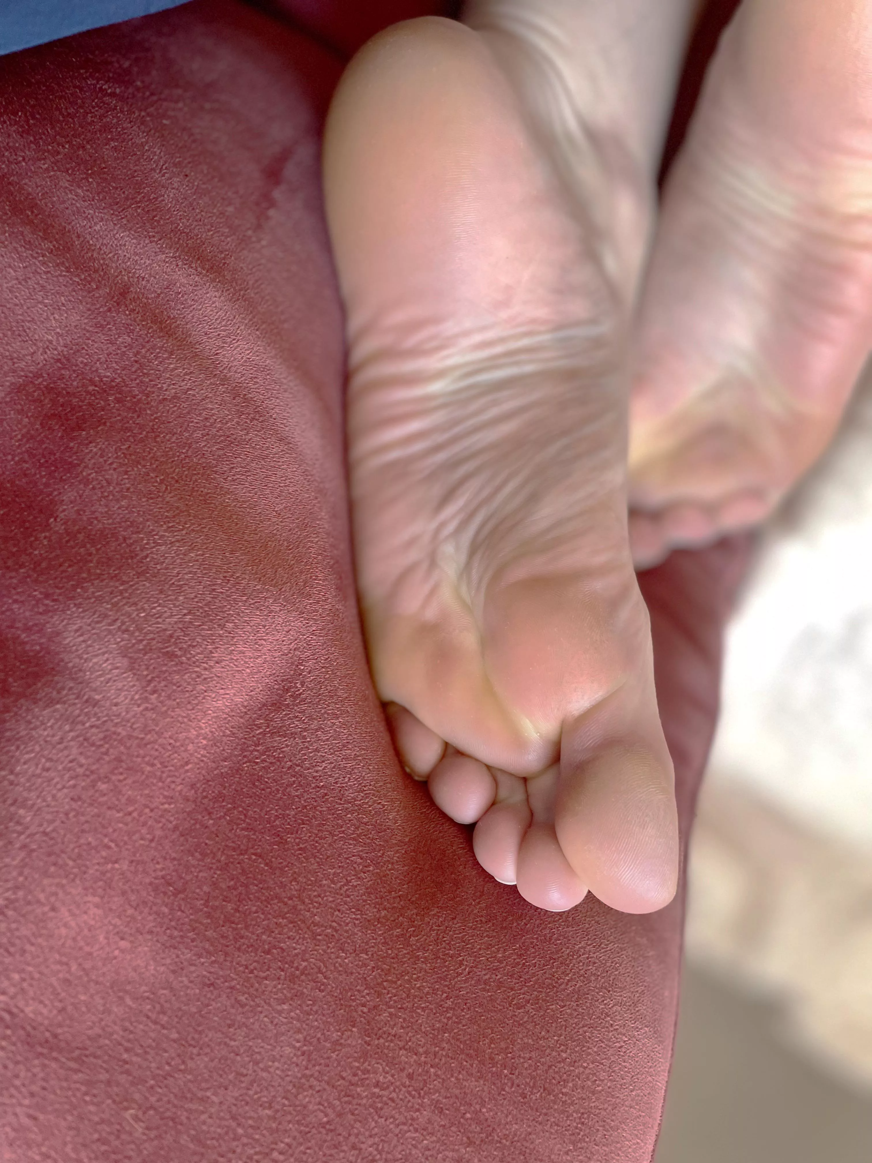 Use to go clubbing now I just take pics of my soft pink soles n play with myself 🫡 posted by Good-feet-gal