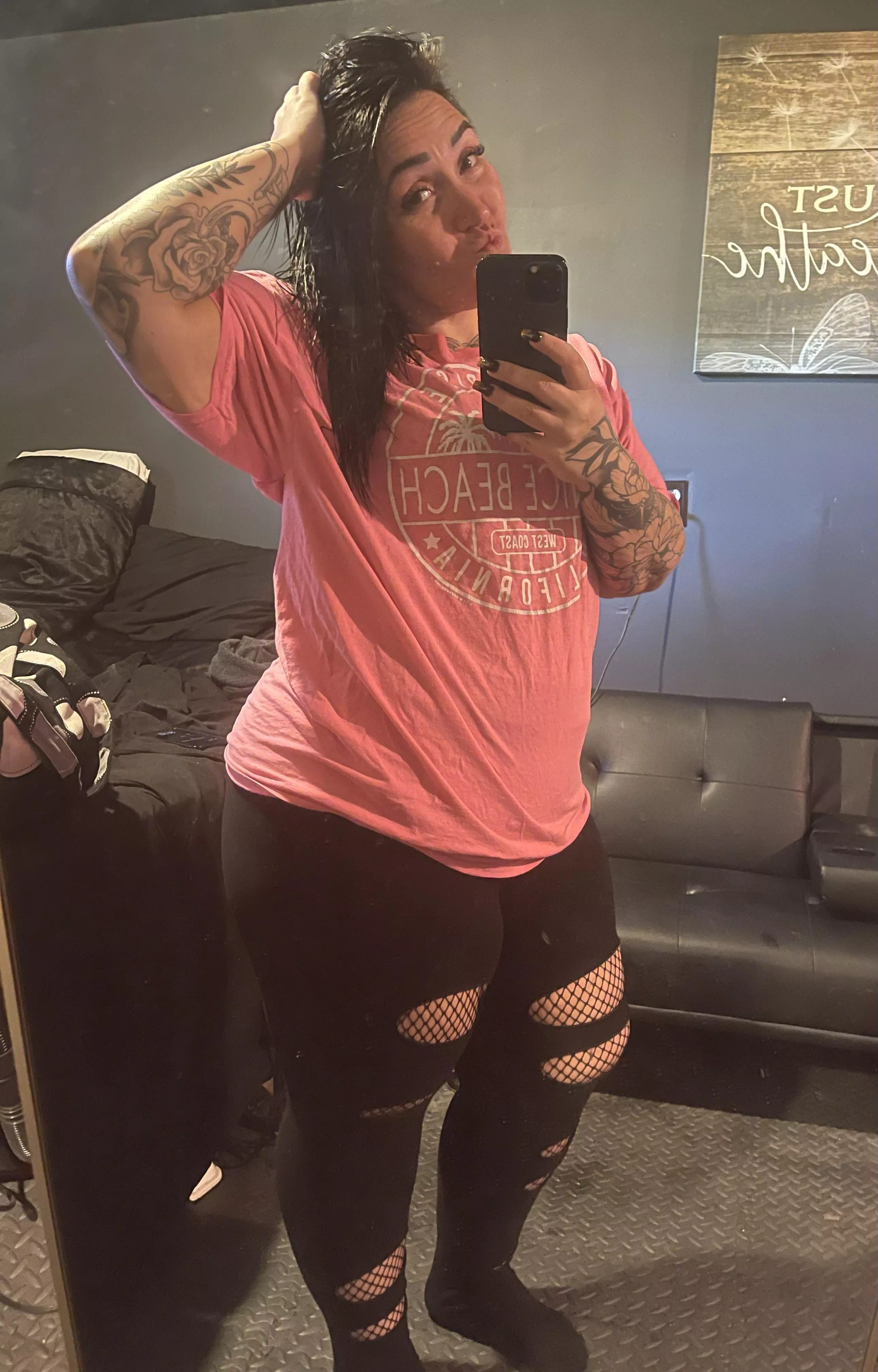 What to do on a Thursday night hmmmm  posted by meganbbw87