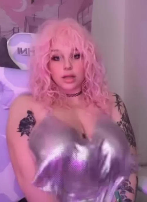 What’s her name  by avin_saini