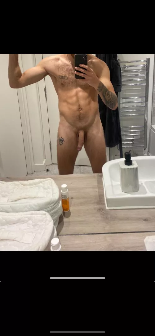 Where is my special sub who is gonna clean me up after workouts  by Captaincurve907