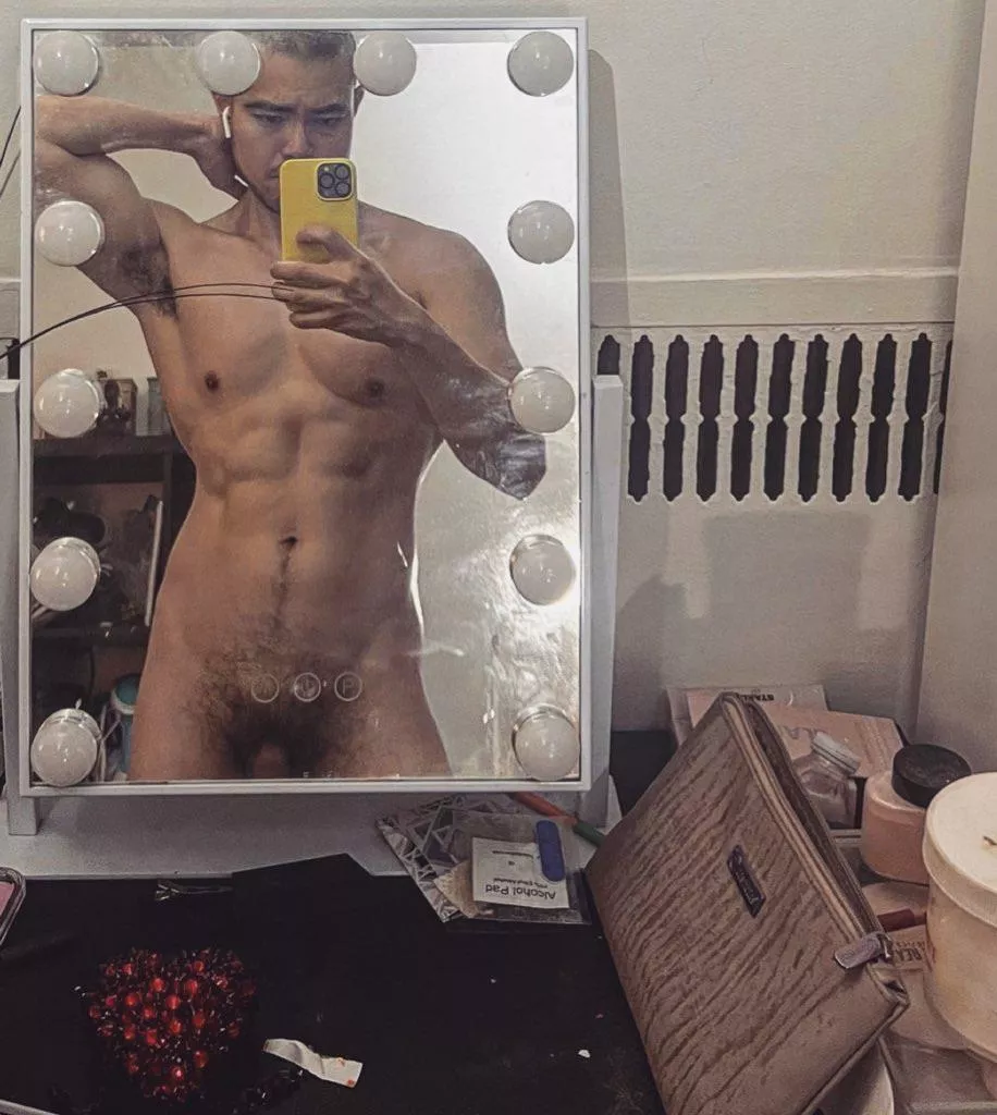 Happy Sunday  posted by girthyvvang