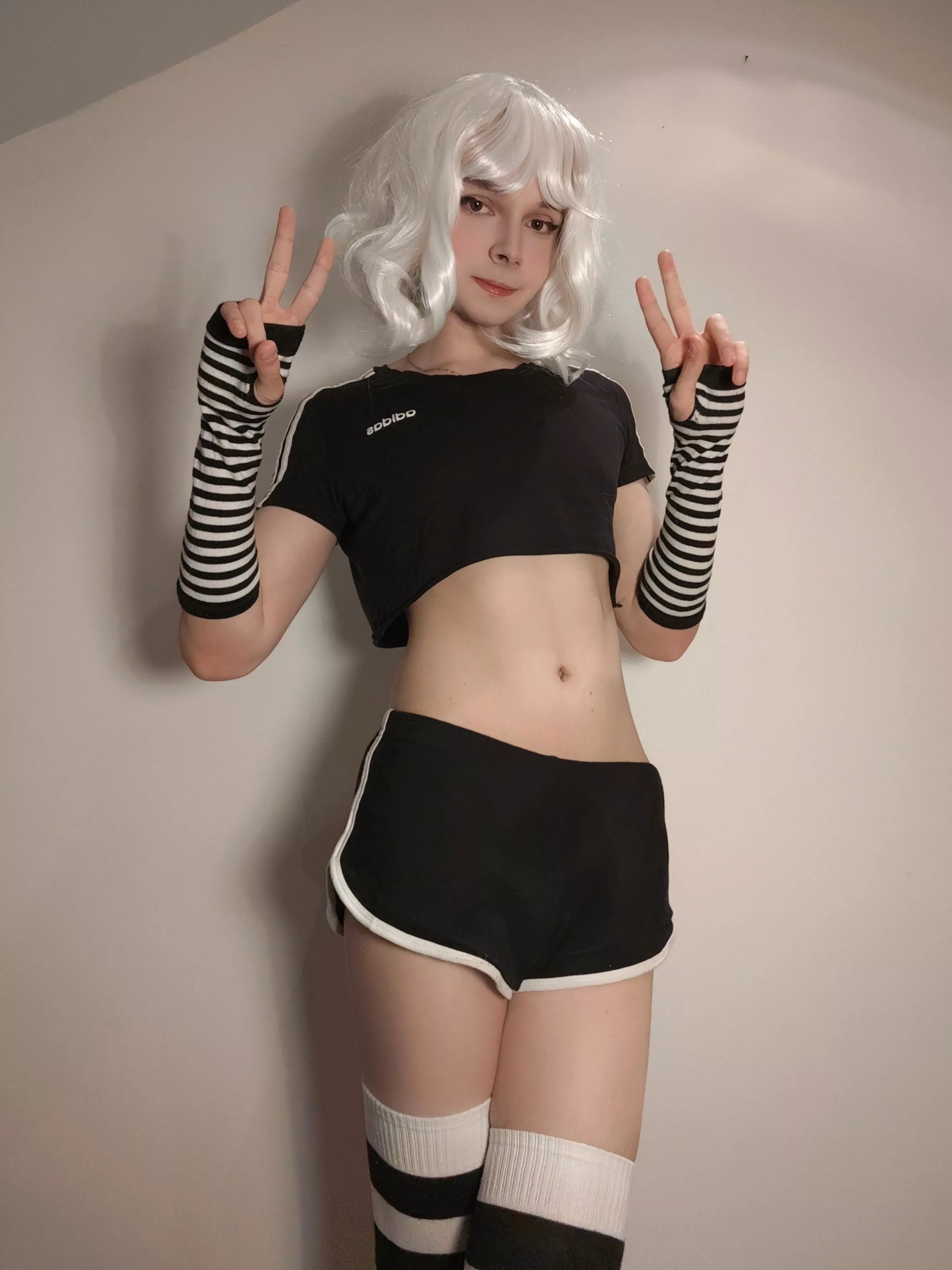 Just a femboy saying hi ❤️ posted by MaxHamster69