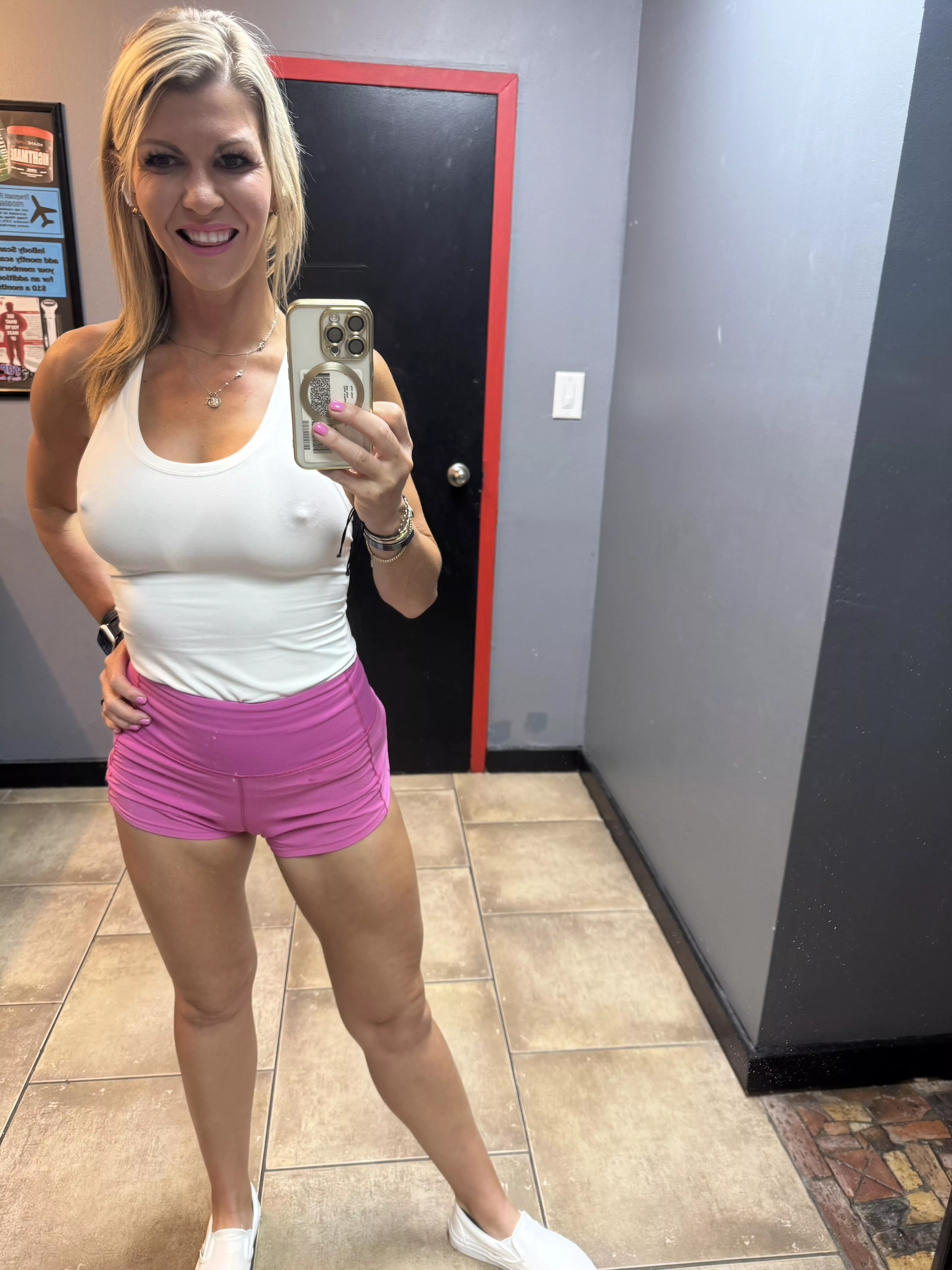 The gym is supposed to be a judgment free zone posted by fitnesswife1983