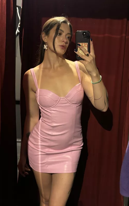 This milf is capable of a lot by goldennluminous