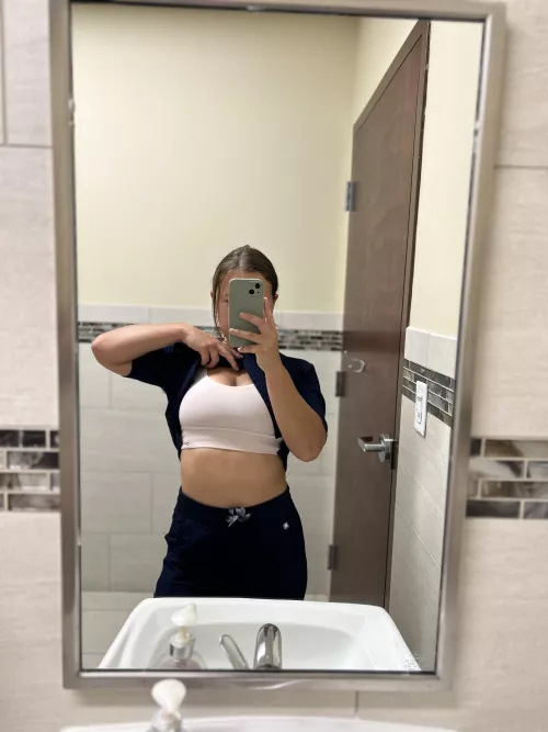 What would you do if I flashed you during your check up? by friskyyfreakyyfeet