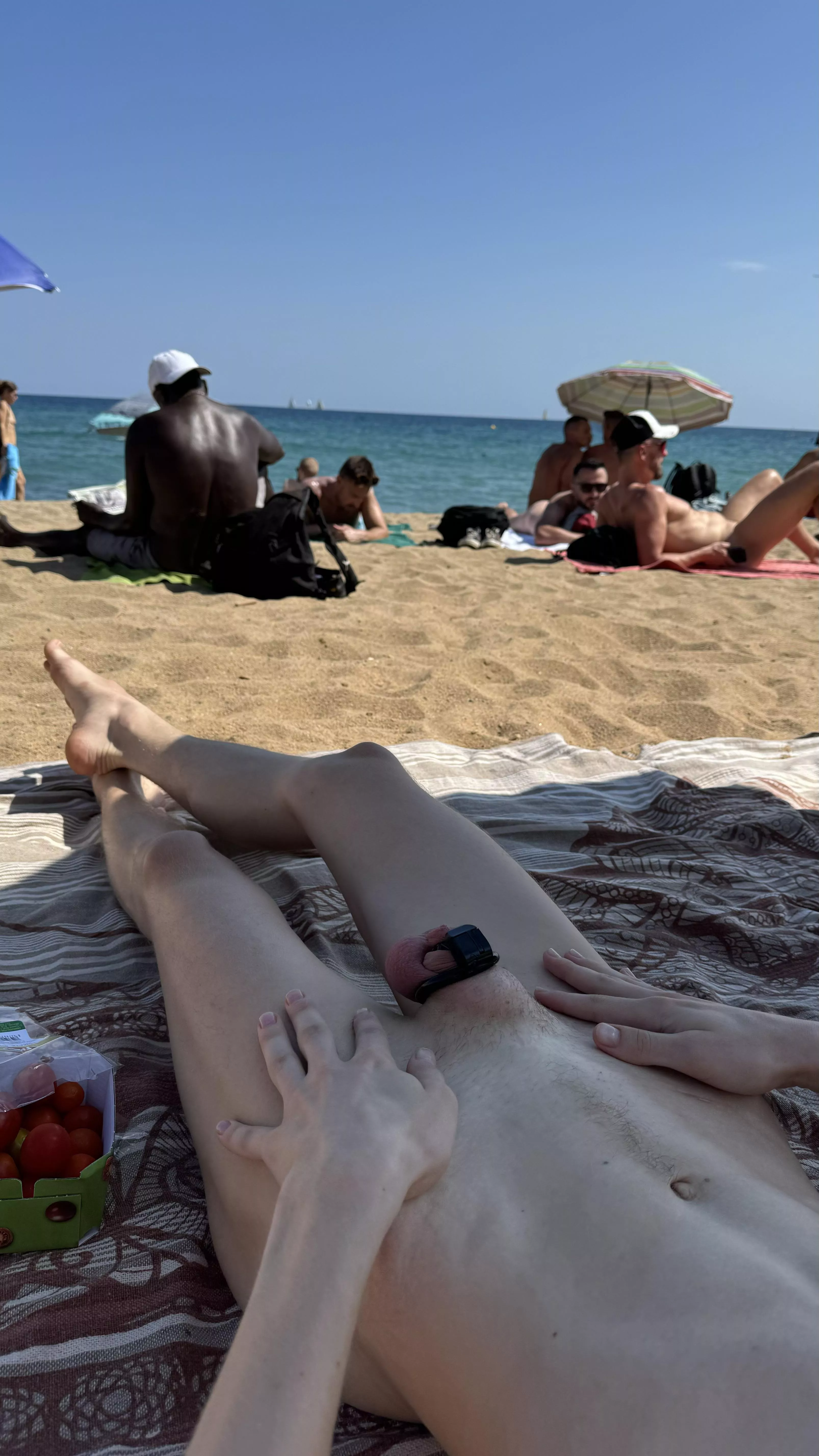 Wouldn't you be afraid to sunbathe on the beach like that? posted by lumpishSpheroid