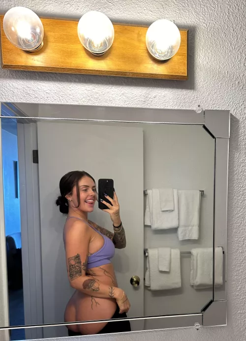 Bathroom break, but make it bootylicious  by heymckenna