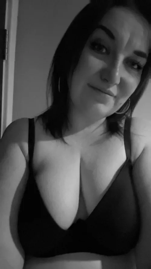 Hope you’ve all had a great weekend 🖤 by LittleMizPlayful69
