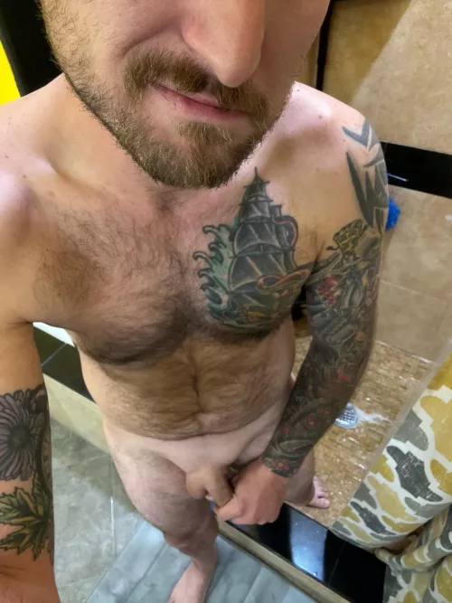 Horny daddy needs some attention  by Dependent-Cold7327