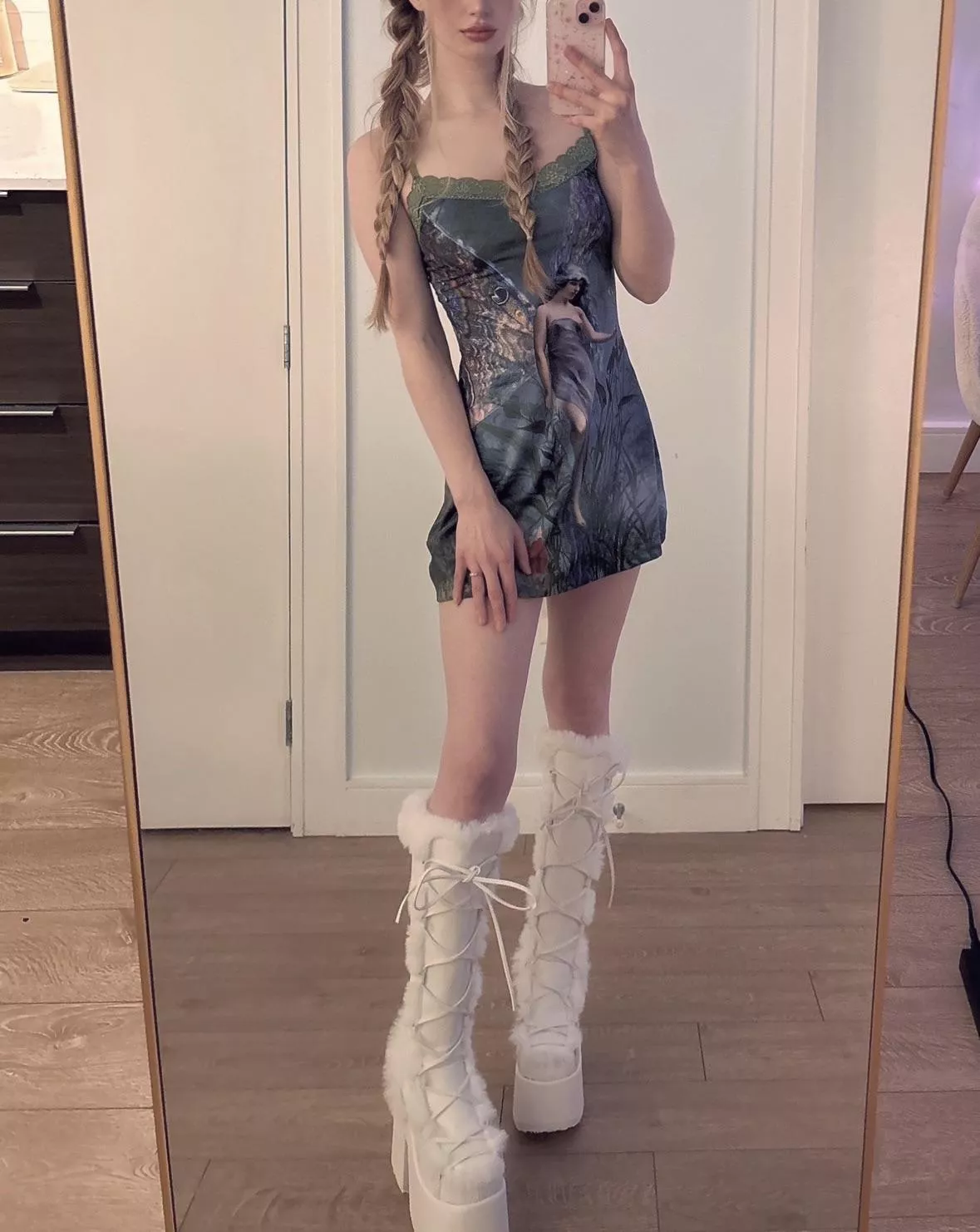 I love a good cunty, chunky bratz doll boot  posted by DistributionWhich194
