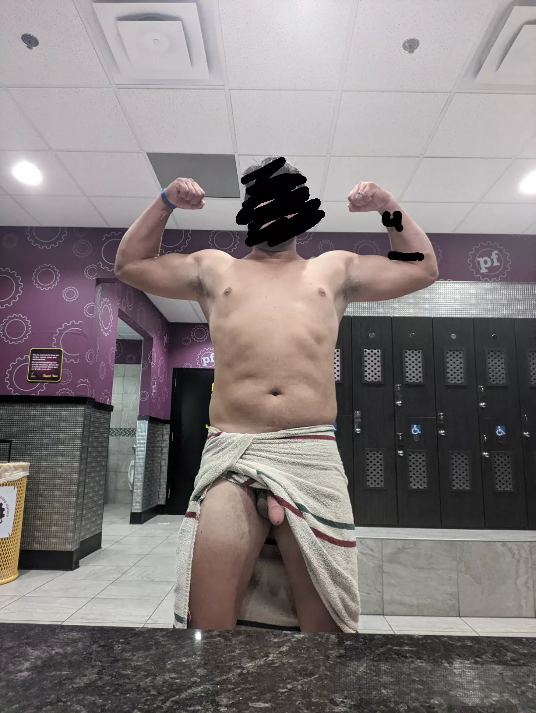 I need to workout again, I loved showering and getting fully nude in the locker room posted by Friedricktc