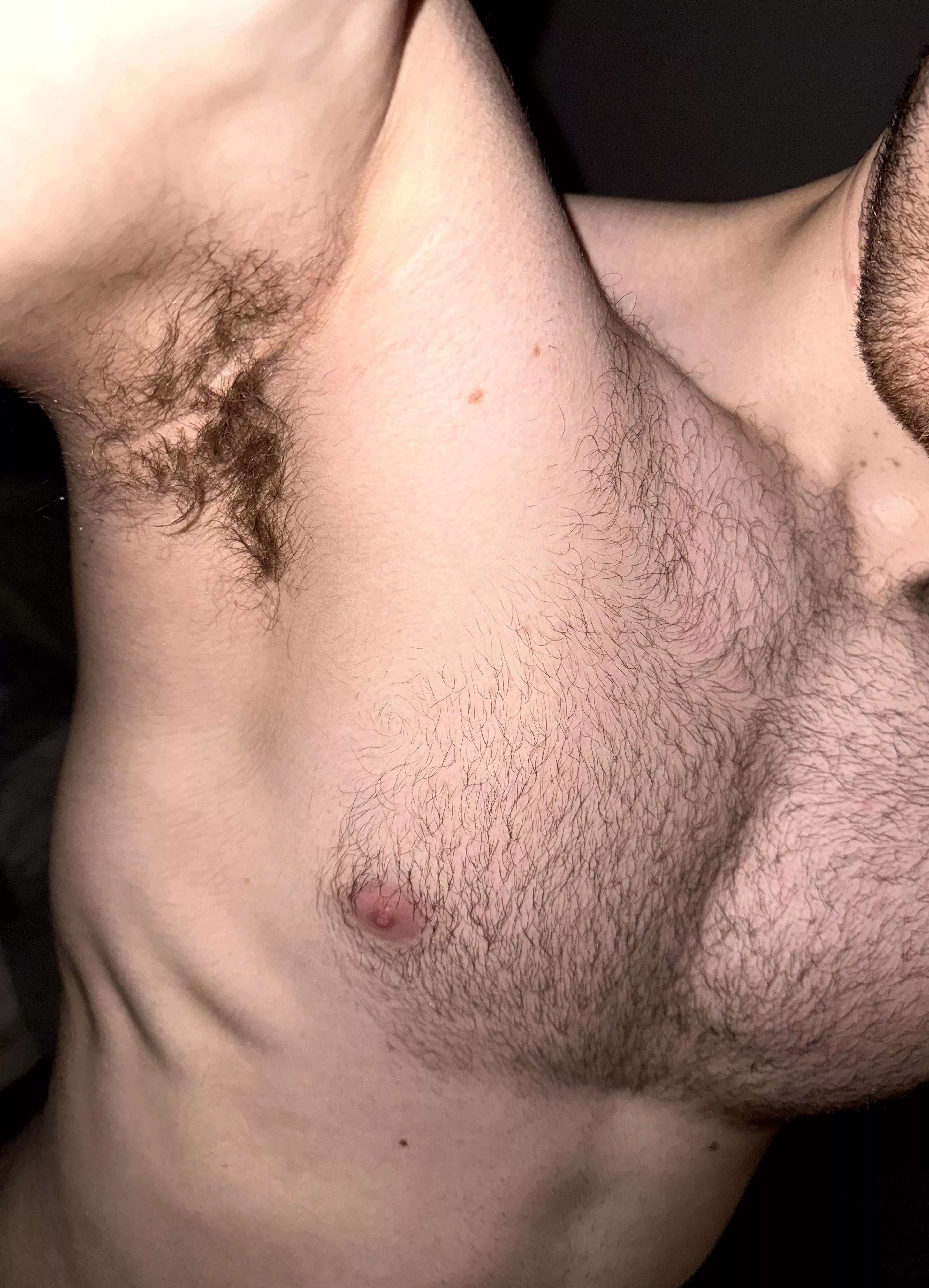 ripe as fuck, needs head tongue or a dick  posted by edgestoprepeat24