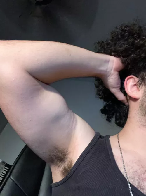 who's wants to sniff my hairy college pits, while I study for my exam? by Mast3r_kad3