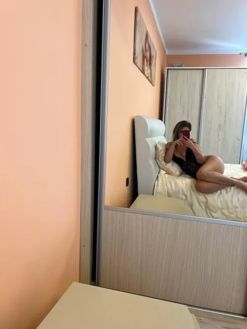 would you fuck this thick 20yo virgin by Goodattitudelady
