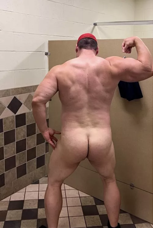 Say “Hi” if you like what you see by MrBigDaddyBuff