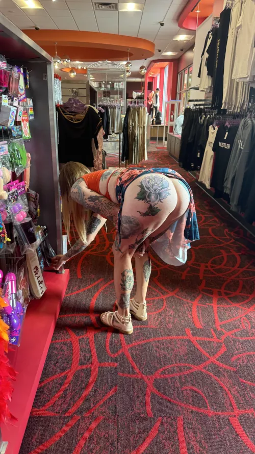 Shopping around the adult store [wbo][oc] by nakieplantlady