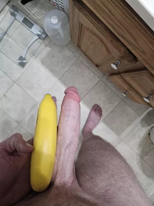 34m4f Banana for scale by meatbeat9891
