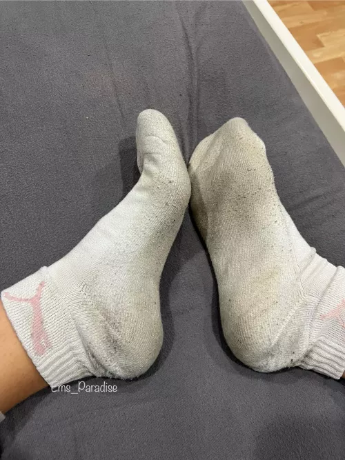 5 SWEATY DAYS with workouts as I train for a RACE! 😜 these are available w/ a Video package! 🏃‍♀️💗🎥 by ems_paradise