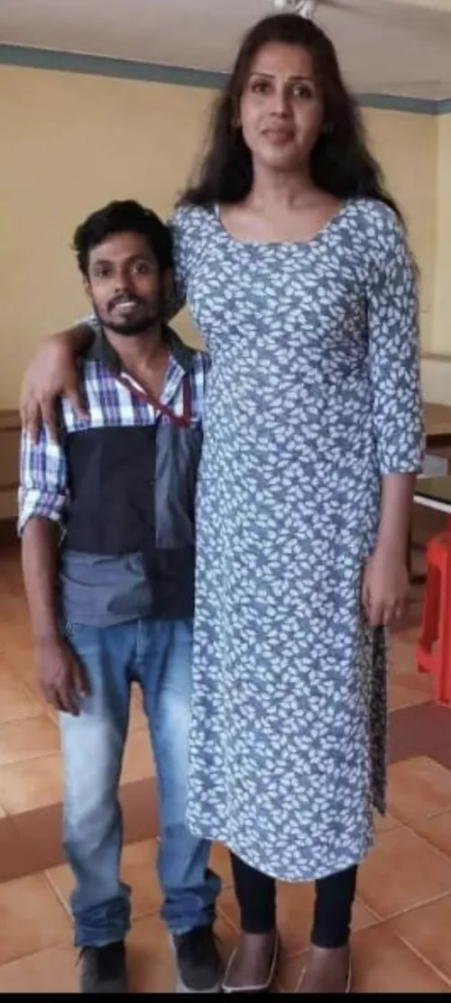 6'3 Junior girl with her 5'6 Senior boy by Many-Growth-1564