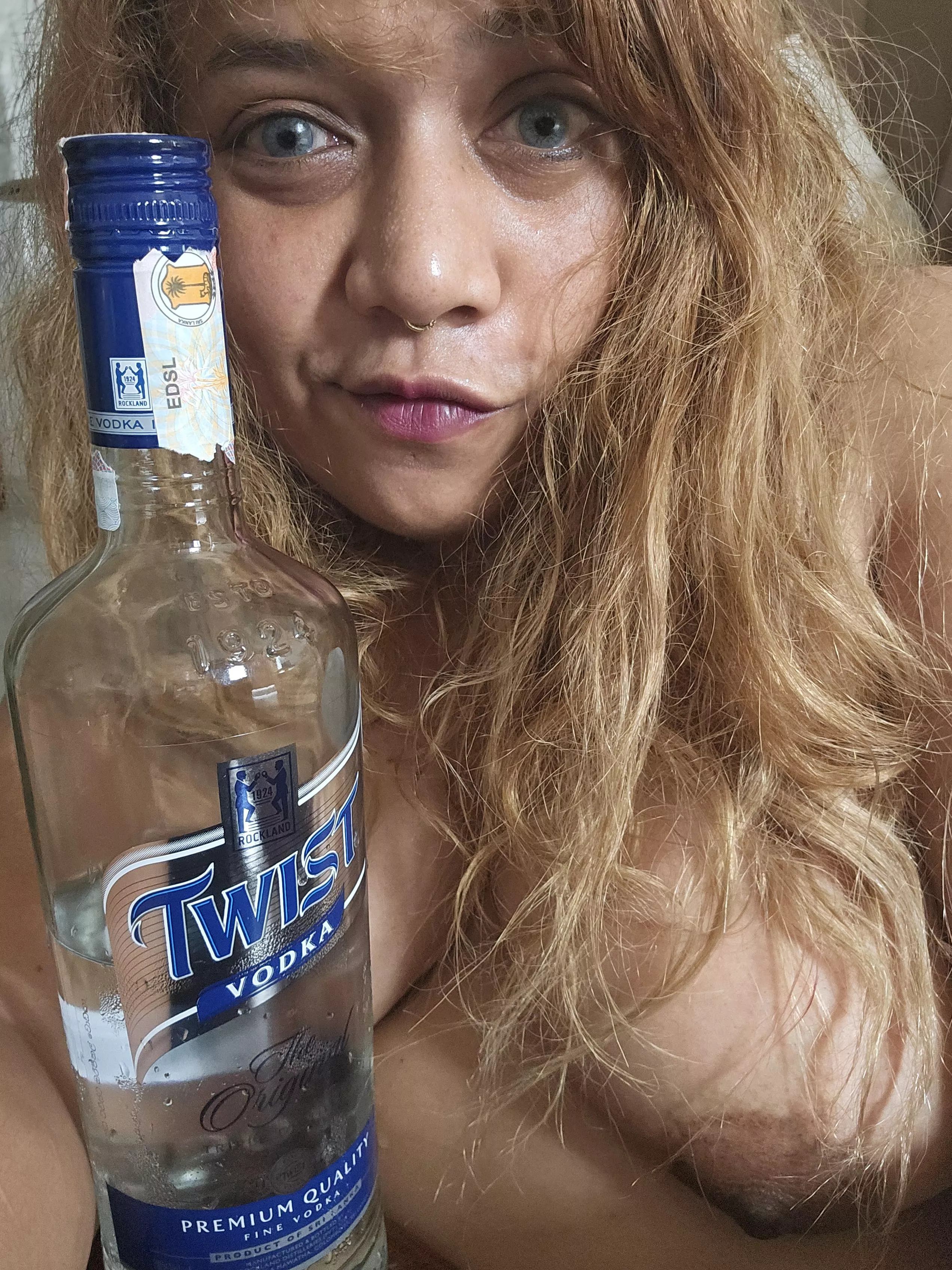 Anyone 420 friendly in colombo right now? posted by Kafir_The_Cat