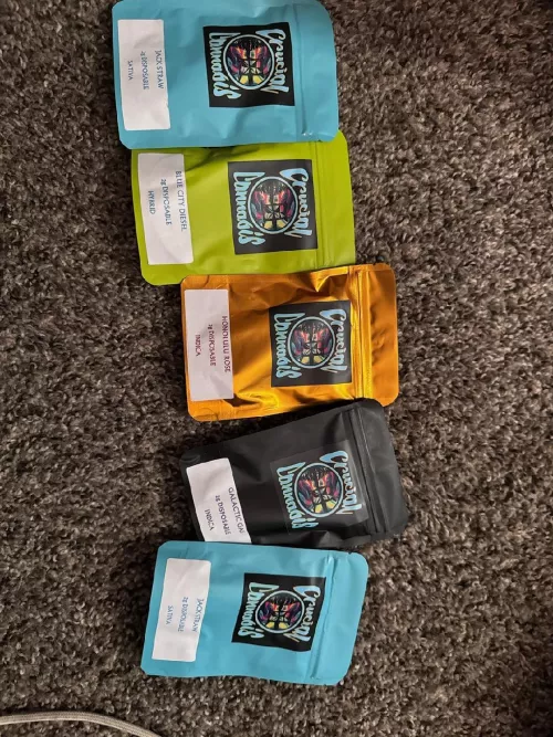 Are these legit? Crucial Cannabis dispos.  by digdo