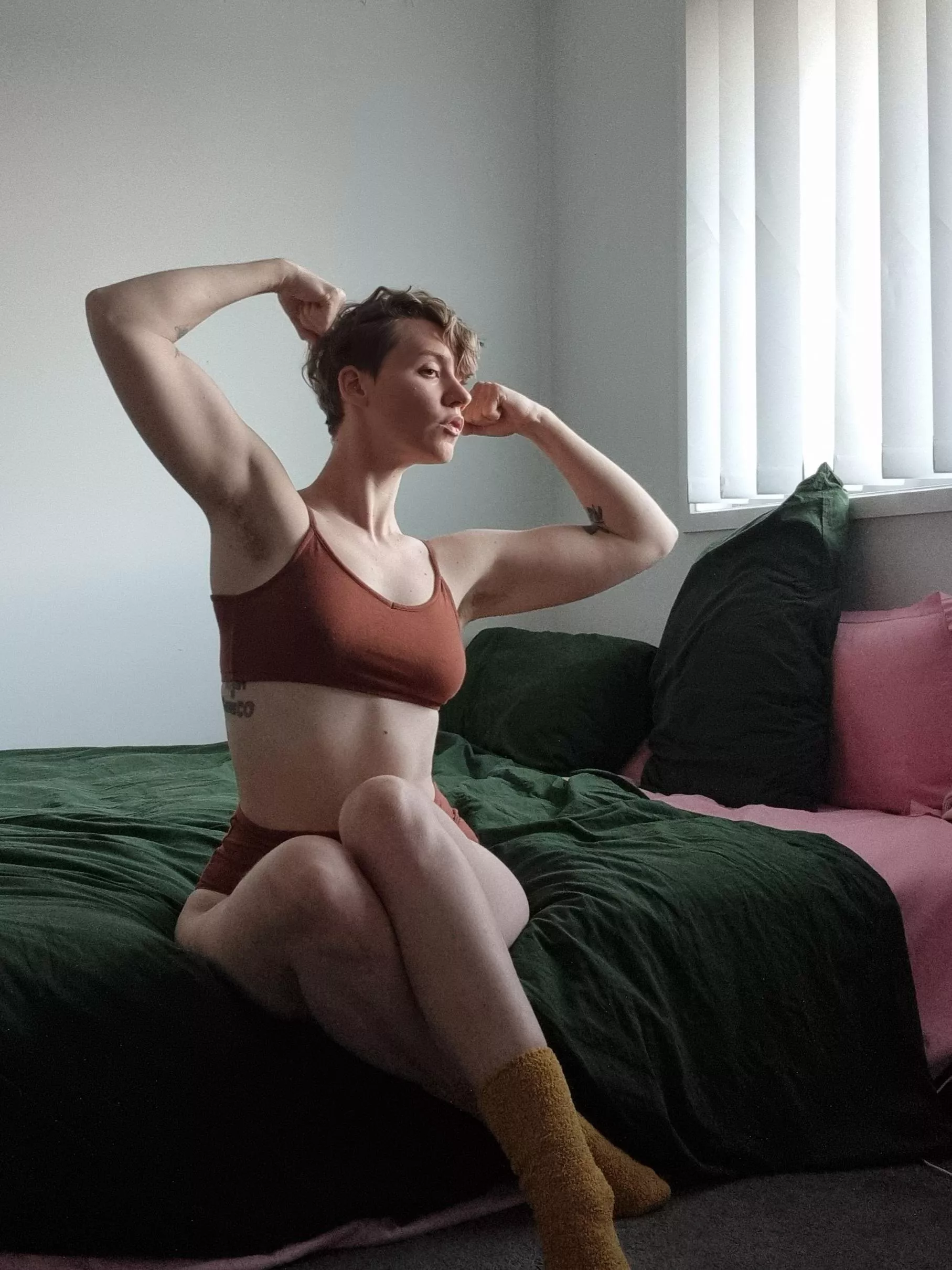 Bow down posted by DonnaMaeTrichs